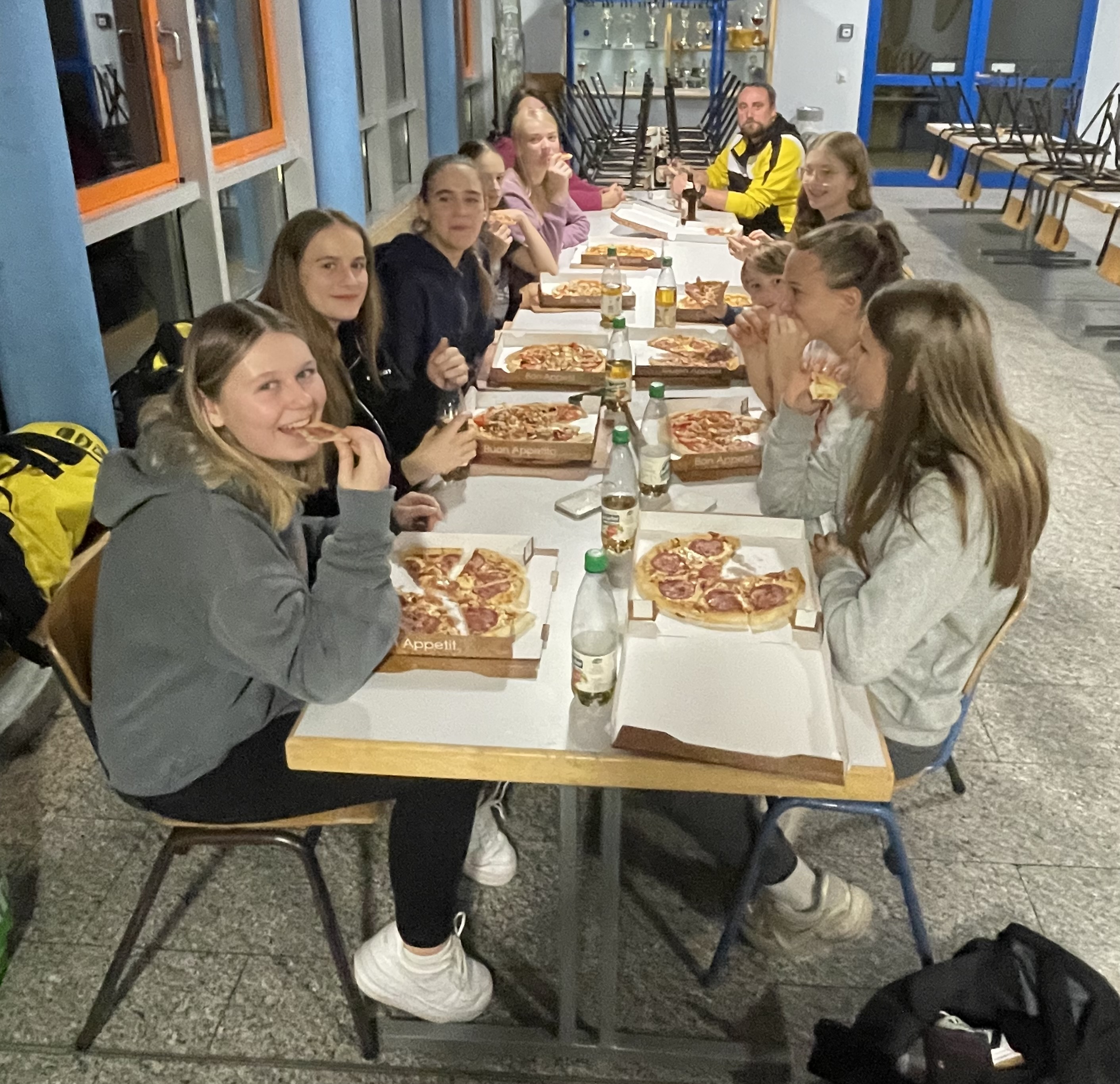 Volleyball spielen macht hungrig!